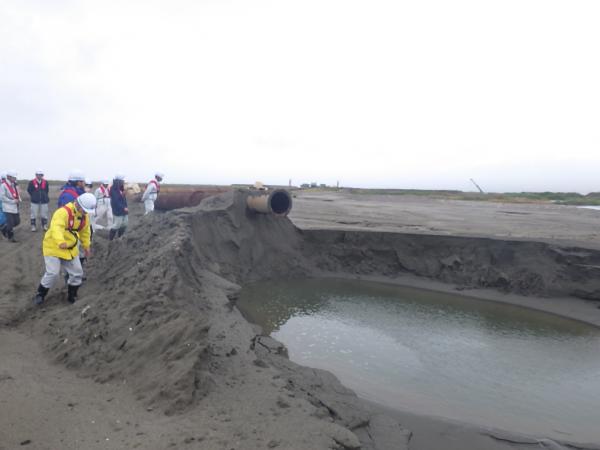 土砂パイプライン終点（雲雀野埋立地区）の写真