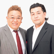 サンドウィッチマン（左・伊達みきおさん、右・富沢たけしさん、ともに仙台市出身）の写真 Ⓒグレープカンパニー