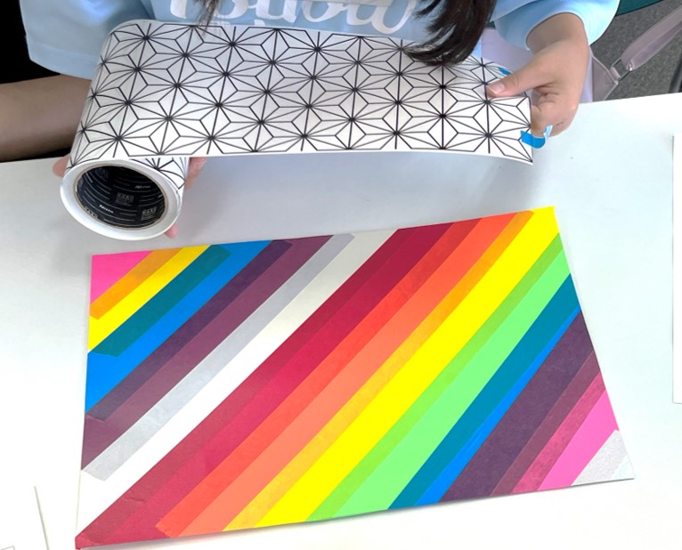 テープ絵画