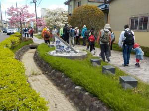 水土里の路ウォーキング（軒下排水路）