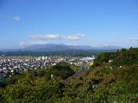韮神山から見た蔵王の写真です