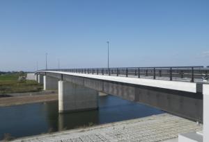 新しい志田橋の写真です。