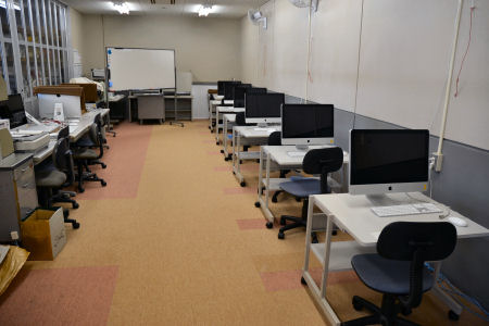 パソコン実習室の写真です。