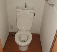 東京県職員住宅トイレの写真