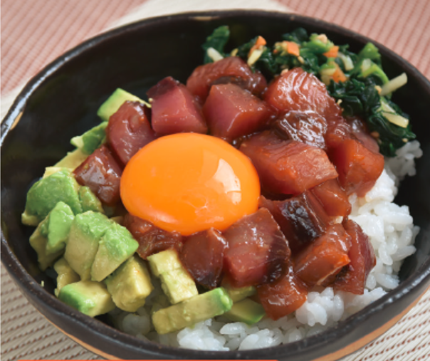 カツオのユッケビビンバ丼の写真