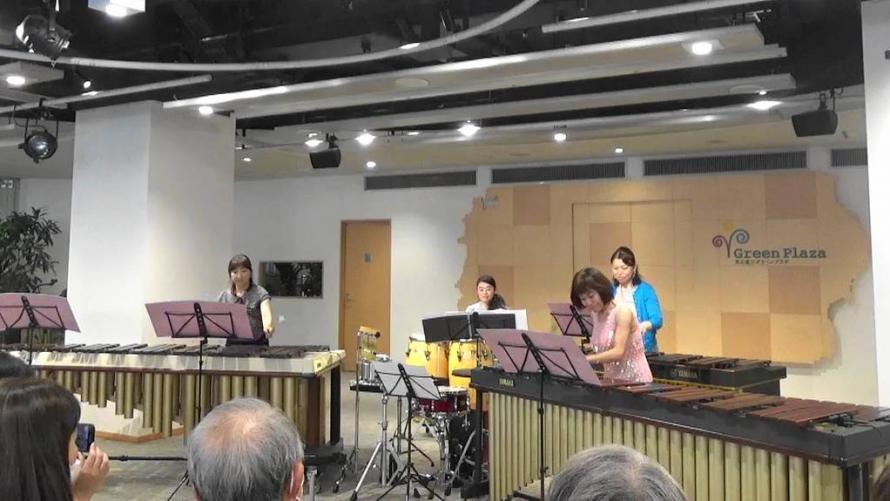 加藤詢子マリンバアンサンブル