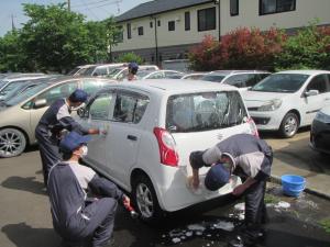 自動車整備科洗車実習4