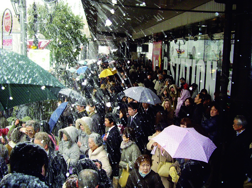 Bus stop in front of JR Sendai Station immediately after the earthquake