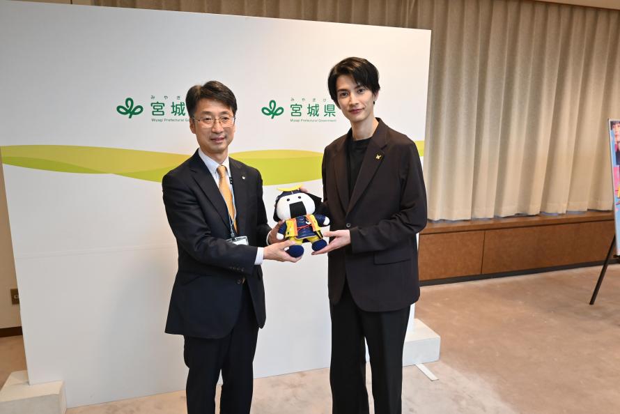 渡邊圭祐氏