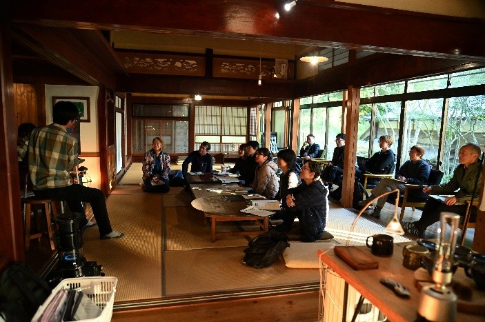 01intro_R7notatourism_2