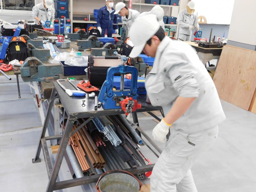 ねじ切り作業1