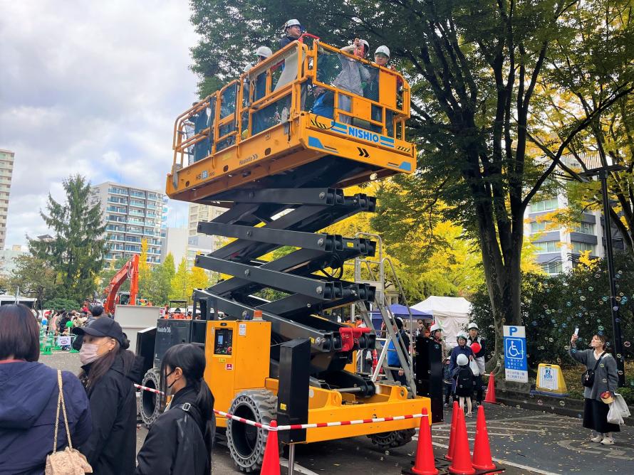 高所作業車試乗