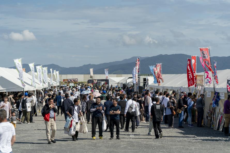 おもてなし広場