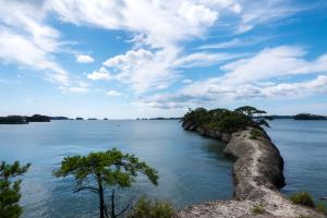 絶景！天然の桟橋「馬の背」