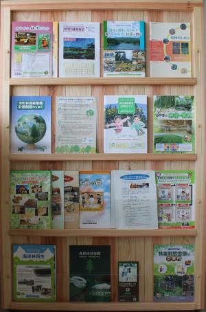 木製ラック(近景)